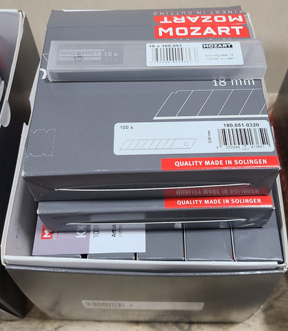 Mozart Solingen Utility Knife 18 mm SNAP OFF BLADES Special Hardness HRC 65-1