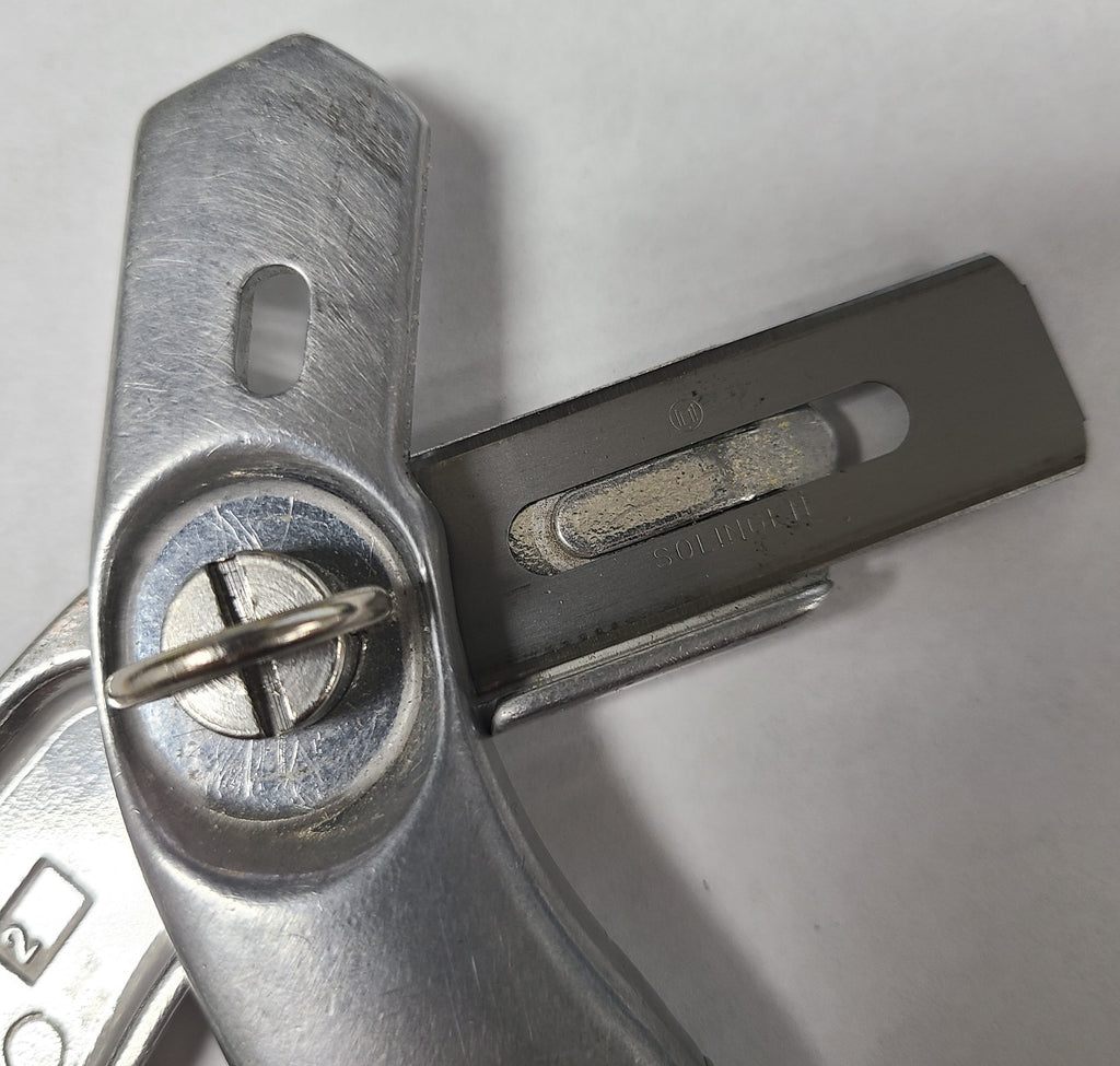 Mozart slotted carpet knife replacement blade alternate view
